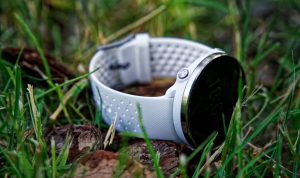 How one can Use Health Trackers with out Dropping Contact with Your self