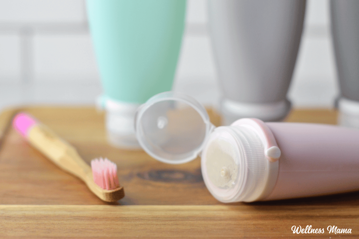 Squeezable Do-it-yourself Toothpaste