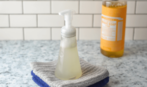 DIY Foaming Hand Cleaning soap